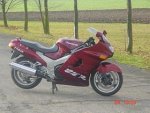 zzr 1100.jpg