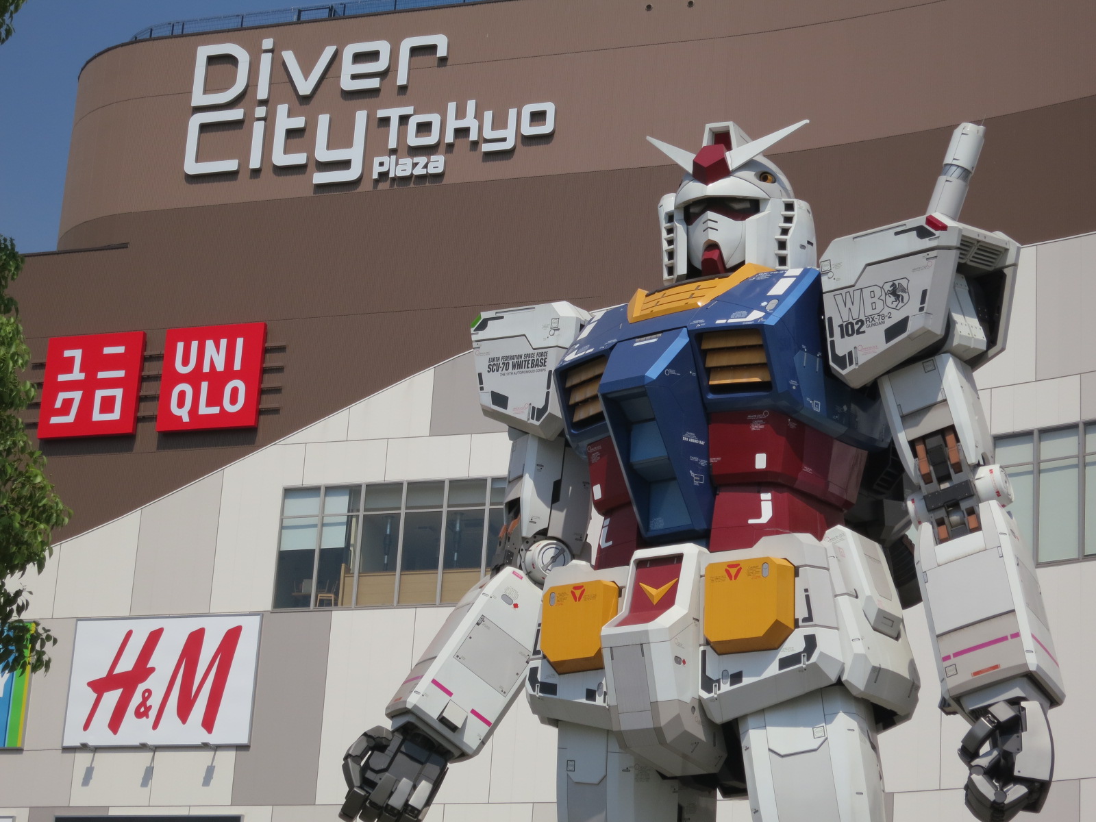 Gundam1.JPG