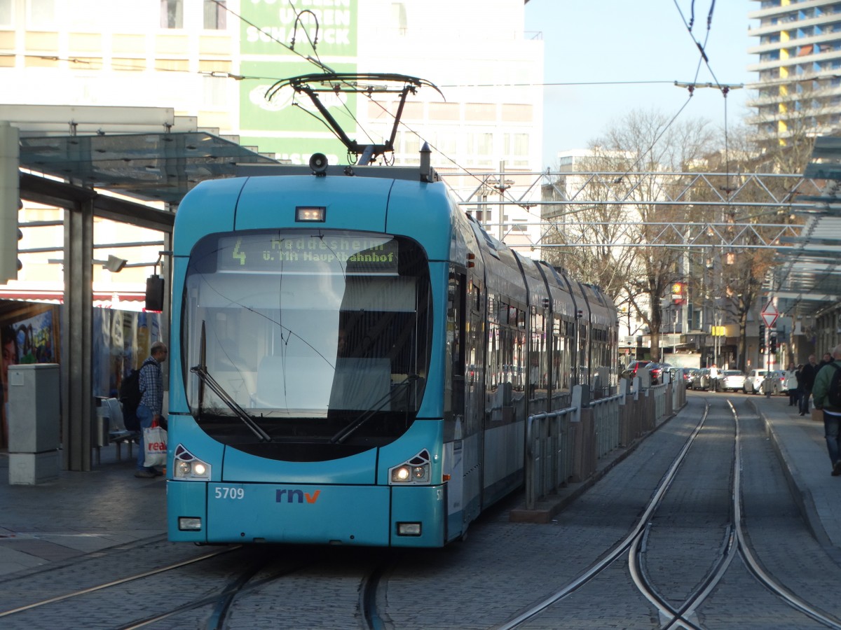rnv-bombardier-variobahn-5709-rnv8-912835.jpg