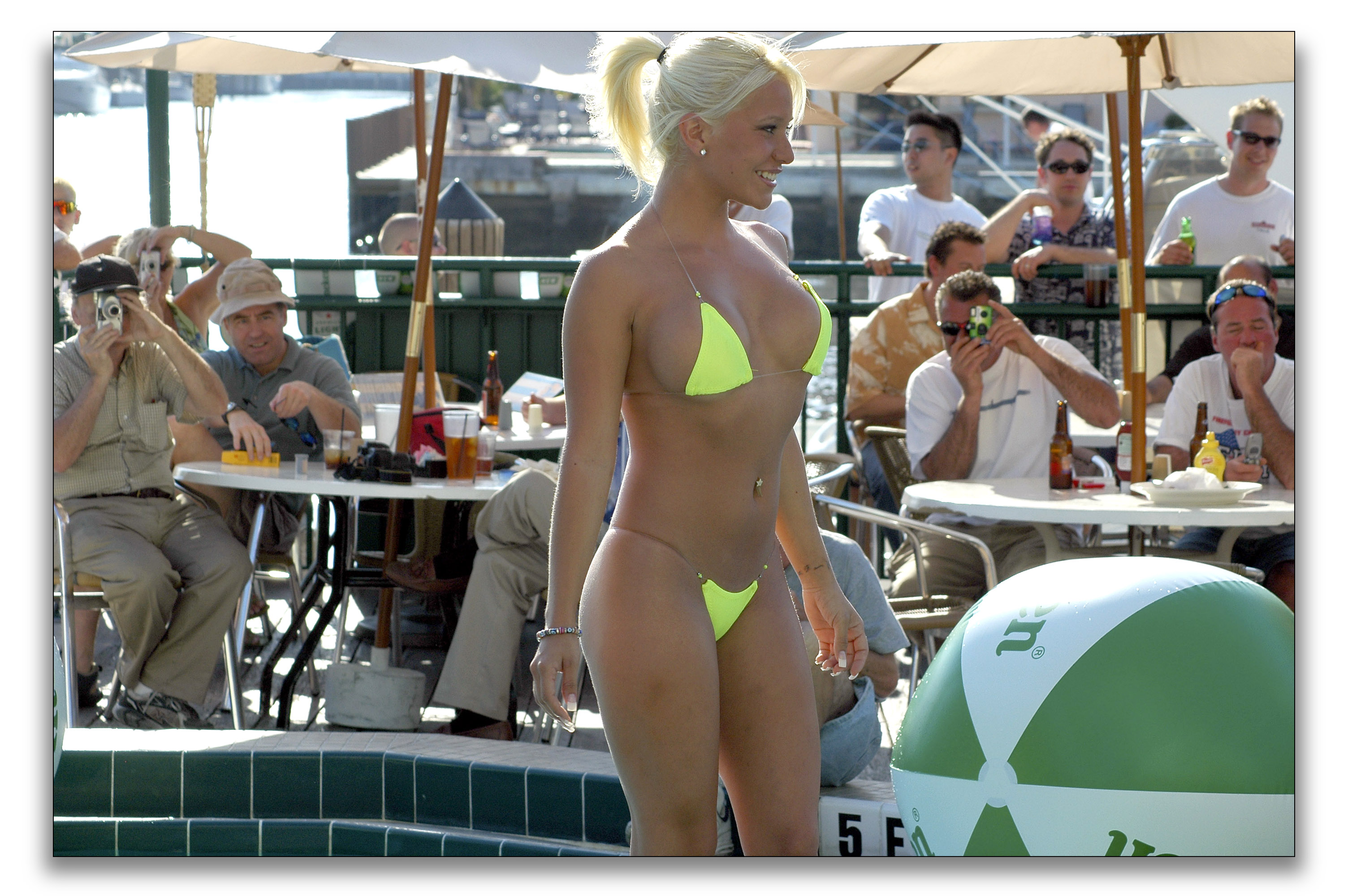 20081215001430!Yellow_bikini.jpg
