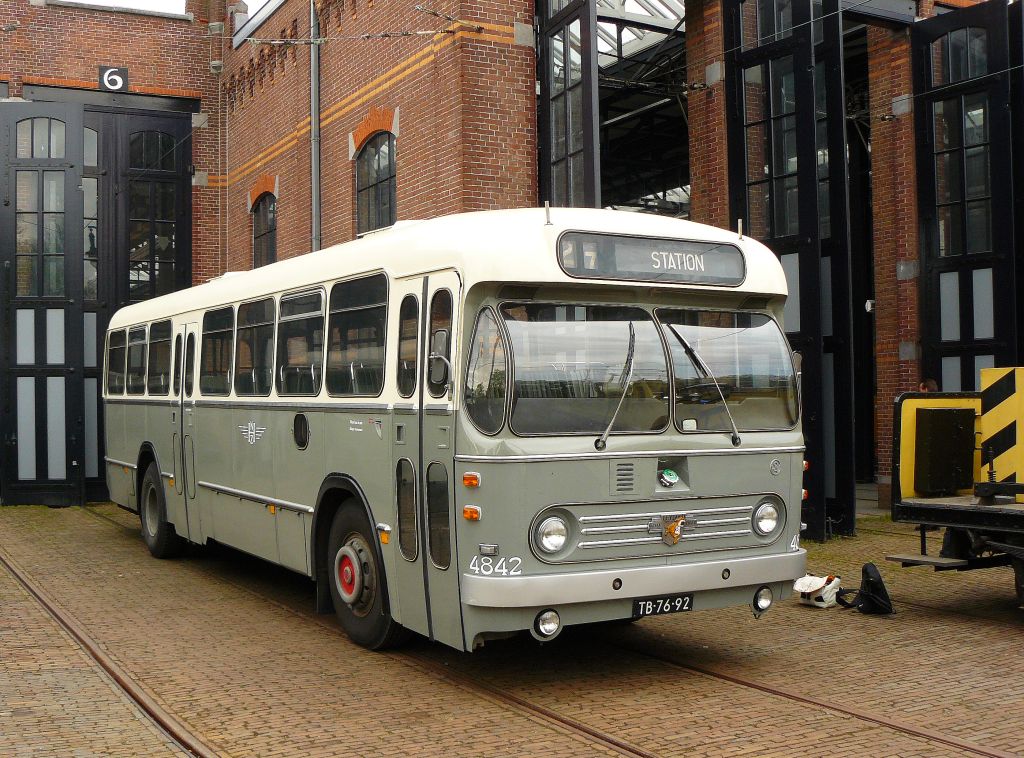 museumbus-nzh-4842-leyland-a-road-213505.jpg
