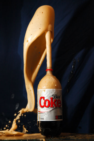 400px-diet_coke_mentos.jpg
